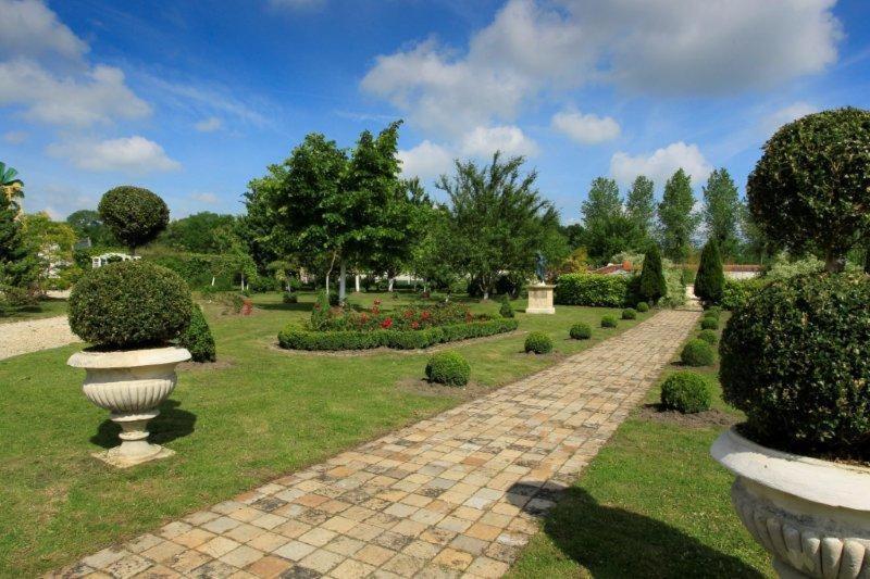 Le Grand Logis - Guest House - Bed And Breakfast Marchais  ภายนอก รูปภาพ