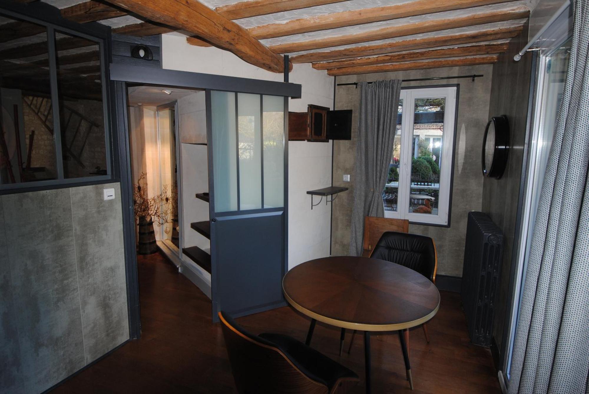 Le Grand Logis - Guest House - Bed And Breakfast Marchais  ห้อง รูปภาพ